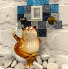 Fat Cat taking a Selfie on the Toilet