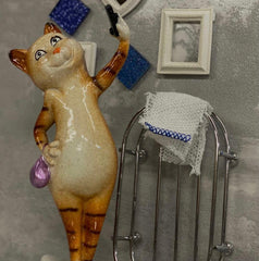 Standing Cat taking a Selfie